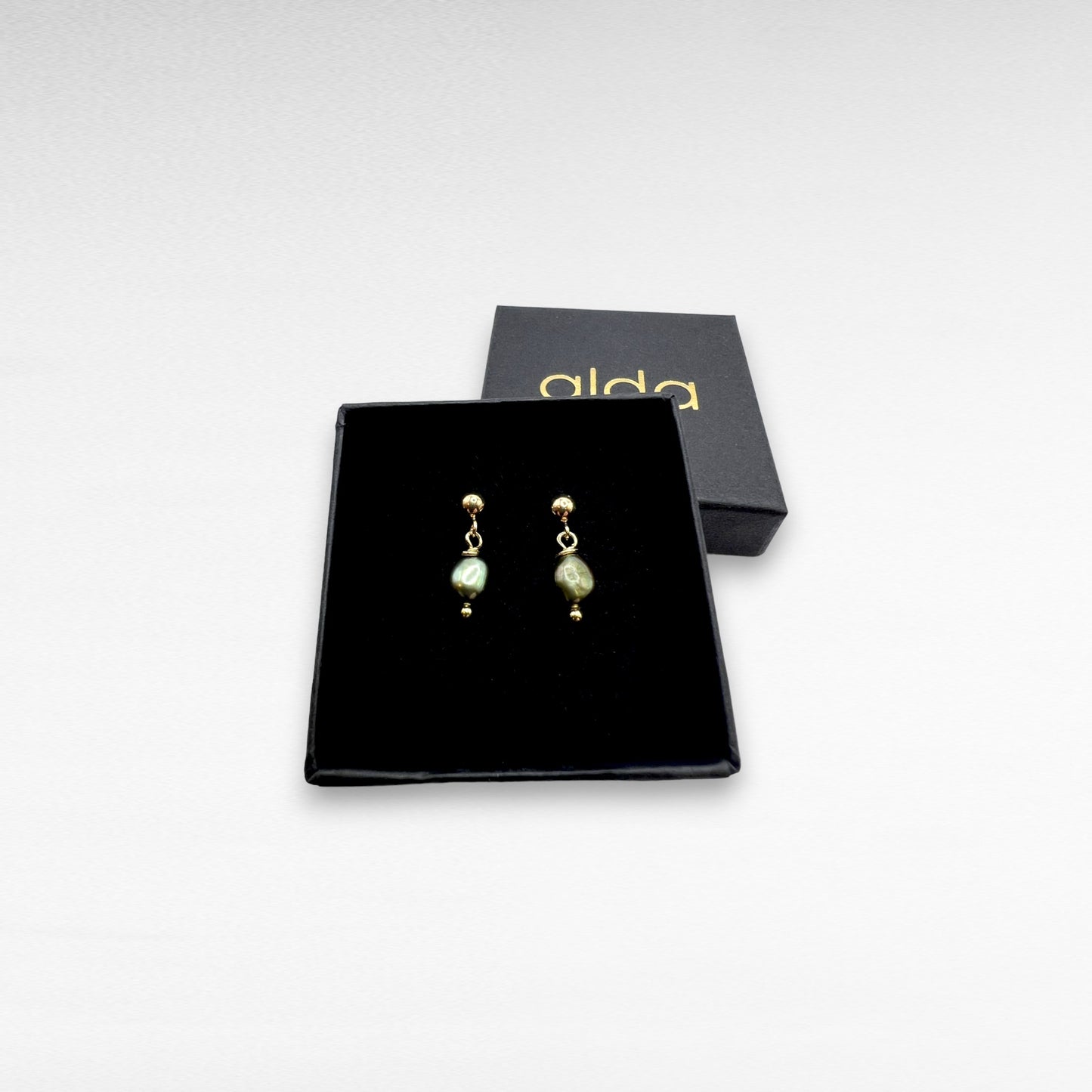 Petite pearl earrings