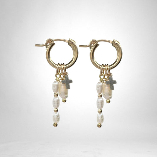 Gull hringlokkar með perlum & kross