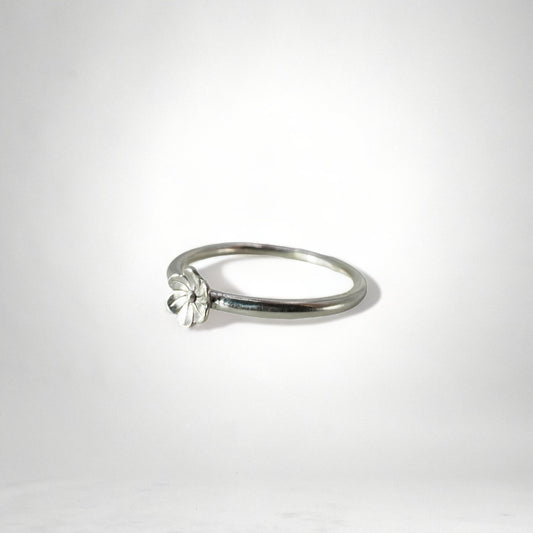 Flower silver ring