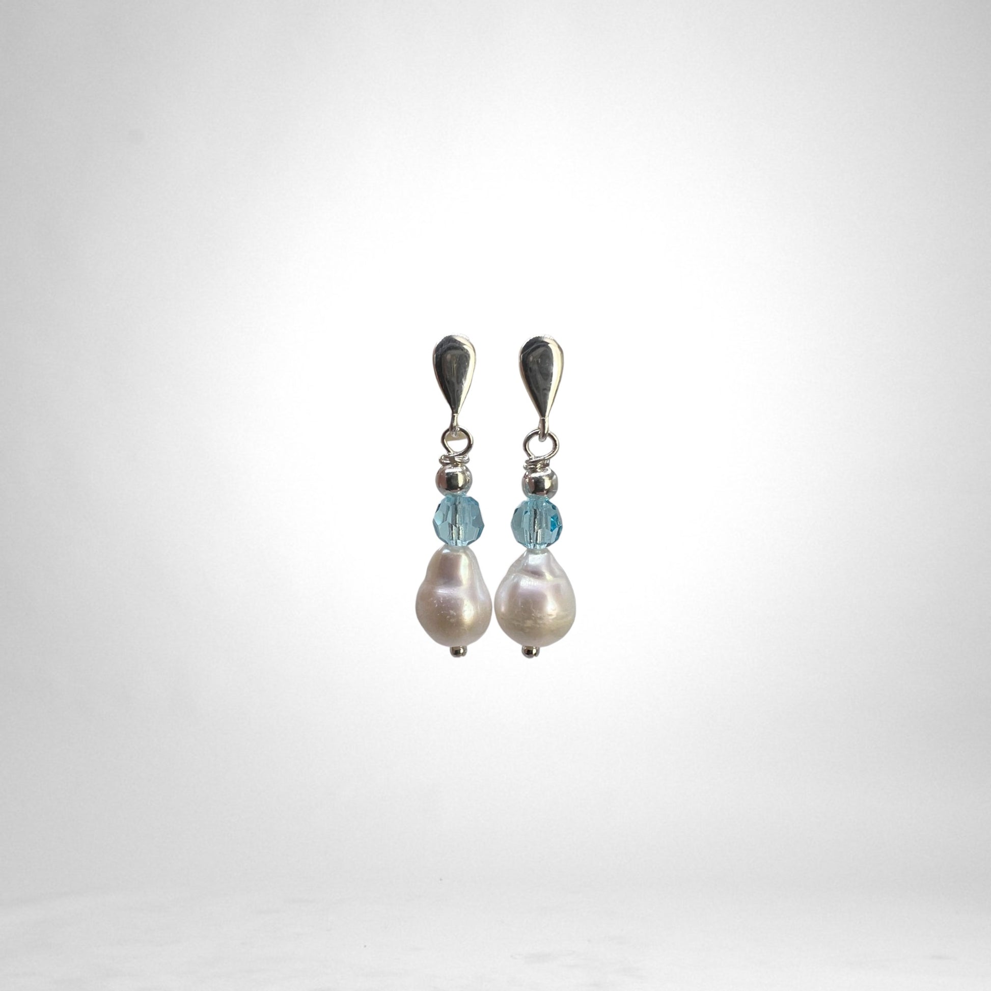 Pearl & Crystal silver earrings