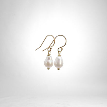 Elegant Pearl earrings